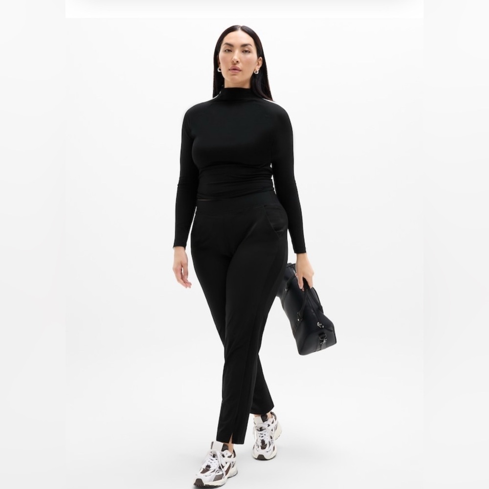 NWT Athleta Brooklyn Black ankle pant size 26.